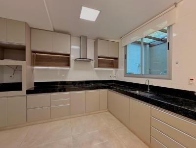 Casa em Condom�nio para Venda, em Contagem, bairro Centro, 3 dormit�rios, 3 banheiros, 1 su�te, 2 vagas